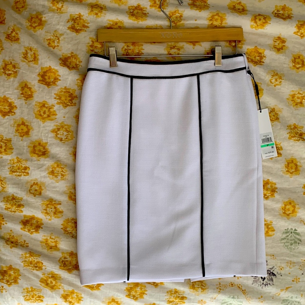 NWT Calvin Klein Skirt size 8P